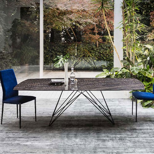 Masa dining Riflessi, Pegaso
